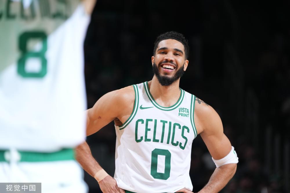 锋们在比赛 锋们在比赛