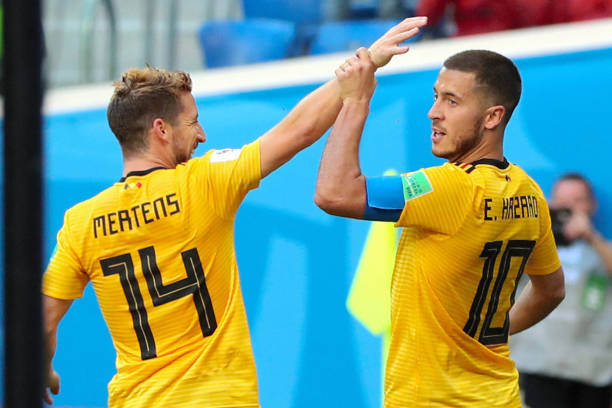 登顶榜首 登顶榜首